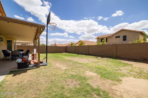 Exterior - 4529 E Thistle Landing Dr, Phoenix, AZ 85044 photo 5 of 7