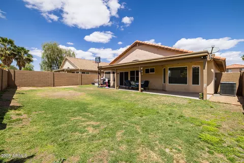 Exterior - 4529 E Thistle Landing Dr, Phoenix, AZ 85044 photo 7 of 7