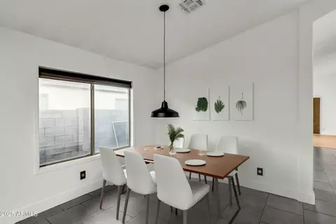 Dining - 2021 E Caldwell St, Phoenix, AZ 85042 photo 1 of 1