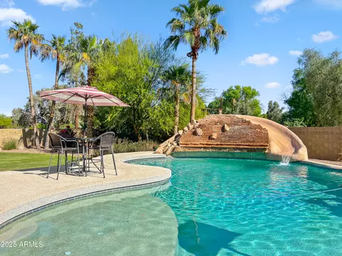1987 E Los Arboles Dr E, Tempe, AZ 85284 photo 3