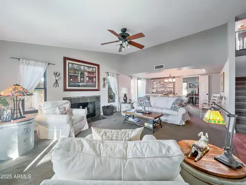 1987 E Los Arboles Dr E, Tempe, AZ 85284 photo 9