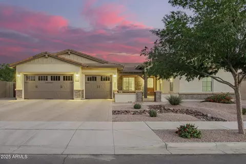 21029 E Aquarius Way, Queen Creek, AZ 85142