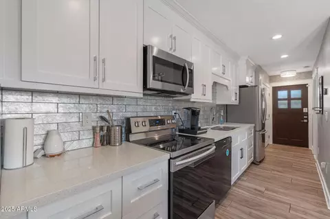 Other - 2885 E North Ln, Phoenix, AZ 85028 photo 4 of 13