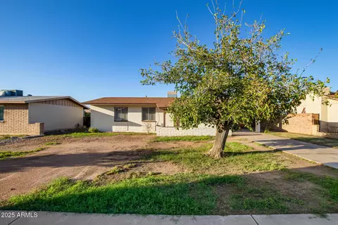 8414 W Monterosa St, Phoenix, AZ 85037