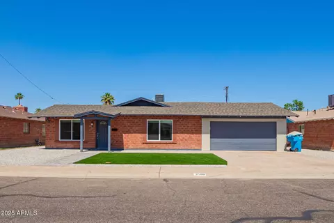 3508 W Stella Ln, Phoenix, AZ 85019