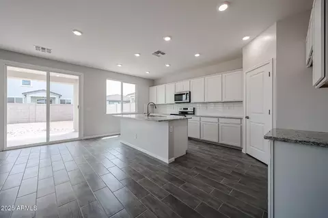 Kitchen - 2557 E Music Mountain Ave, Apache Junction, AZ 85119 photo 1 of 3