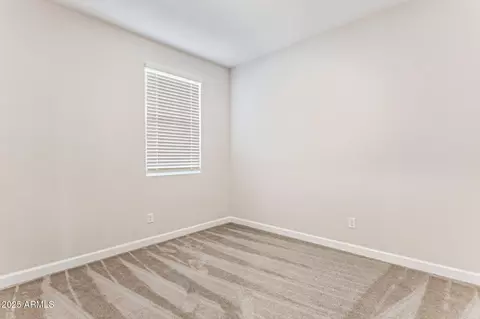 Bedroom - 5828 E Covey Ln, Phoenix, AZ 85054 photo 2 of 2