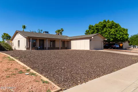 3828 W Crocus Dr, Phoenix, AZ 85053 photo 6