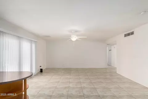 3828 W Crocus Dr, Phoenix, AZ 85053 photo 9