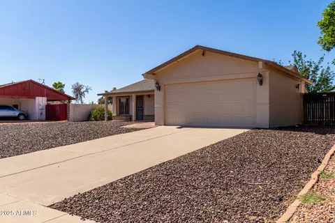 3828 W Crocus Dr, Phoenix, AZ 85053 photo 4