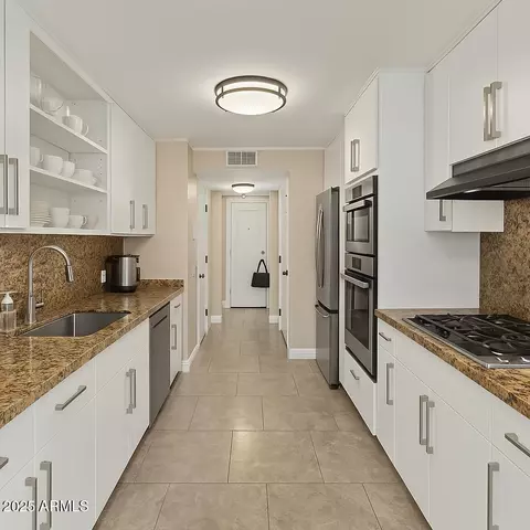 6767 N 7th St #118, Phoenix, AZ 85014
