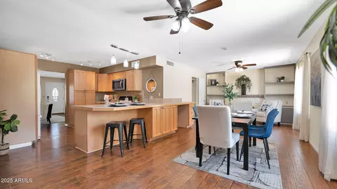 4034 E Aster Dr, Phoenix, AZ 85032 photo 9