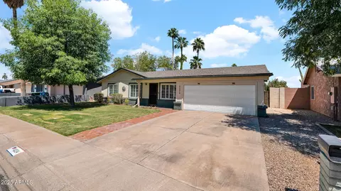4034 E Aster Dr, Phoenix, AZ 85032 photo 2