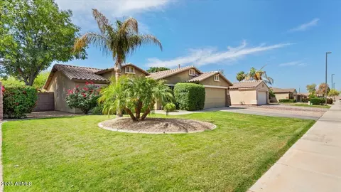 2585 E Morgan Dr, Gilbert, AZ 85295 photo 5