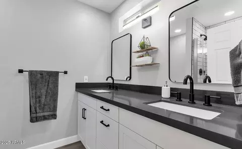 Bath - 2130 W Devonshire St, Mesa, AZ 85201 photo 1 of 3