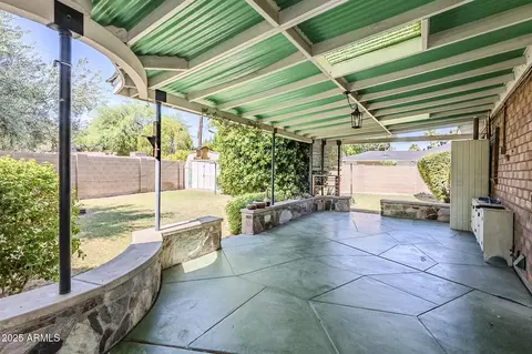 Exterior - 1945 E Solano Dr, Phoenix, AZ 85016 photo 4 of 10