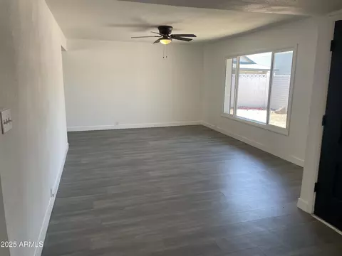 4210 W Solano Dr, Phoenix, AZ 85019 photo 6