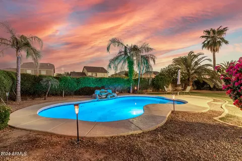 Exterior - 2977 E County Down Dr, Chandler, AZ 85249 photo 14 of 32