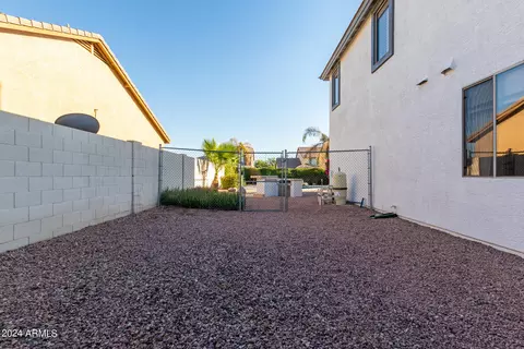 Exterior - 2977 E County Down Dr, Chandler, AZ 85249 photo 29 of 32