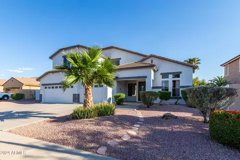 Exterior - 2977 E County Down Dr, Chandler, AZ 85249 photo 2 of 32