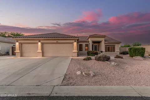 8220 W Mariposa Grande Ln, Peoria, AZ 85383