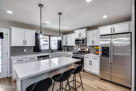 18642 N 13th Ave, Phoenix, AZ 85027