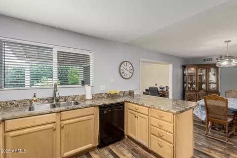 Kitchen - 7849 E Flossmoor Ave, Mesa, AZ 85208 photo 2 of 5