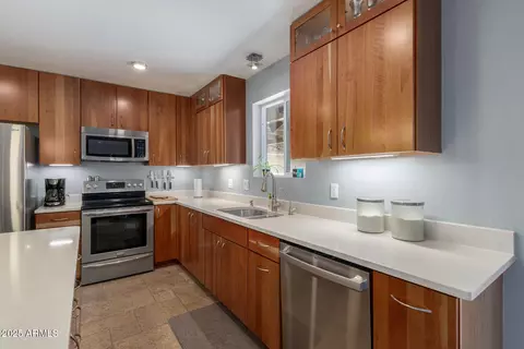 425 E Del Rio Dr, Tempe, AZ 85282 photo 18