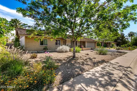 425 E Del Rio Dr, Tempe, AZ 85282 photo 2