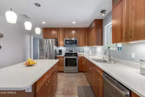 425 E Del Rio Dr, Tempe, AZ 85282 photo 17
