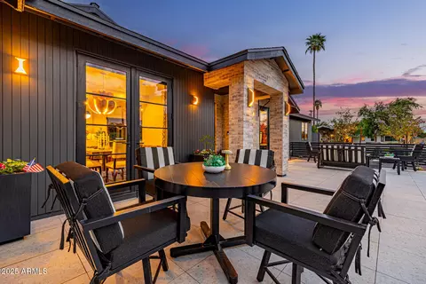 3425 N 50th Pl, Phoenix, AZ 85018 photo 8