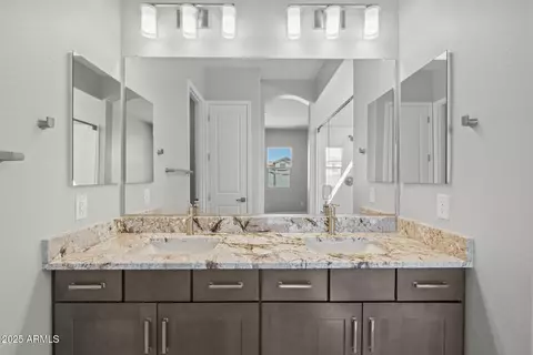 Bath - 4320 E Bernice St, Gilbert, AZ 85295 photo 2 of 5