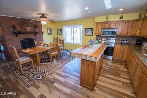 Kitchen - 8144 E Dakota Rd, Hereford, AZ 85615 photo 3 of 3