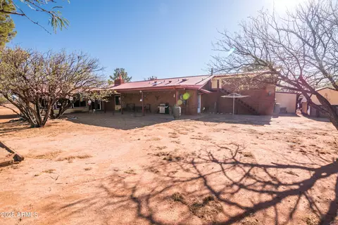 Exterior - 8144 E Dakota Rd, Hereford, AZ 85615 photo 12 of 19
