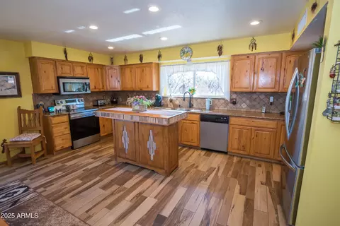 Kitchen - 8144 E Dakota Rd, Hereford, AZ 85615 photo 1 of 3