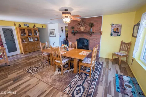 Dining - 8144 E Dakota Rd, Hereford, AZ 85615 photo 2 of 2