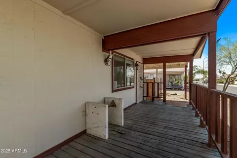 Exterior - 115 S Stardust Ln, Apache Junction, AZ 85120 photo 5 of 10