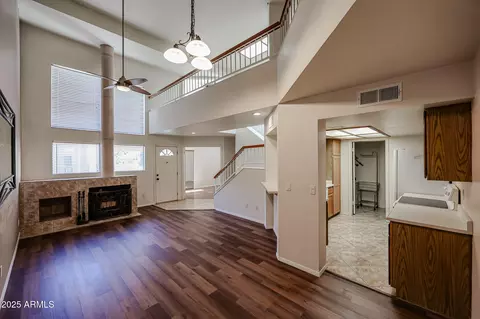 10 E Betty Elyse Ln, Phoenix, AZ 85022 photo 14