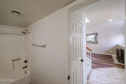 10 E Betty Elyse Ln, Phoenix, AZ 85022 photo 27