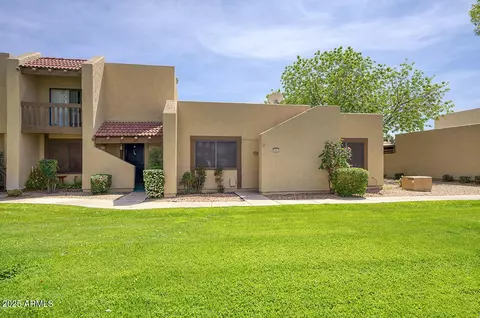 5807 W Acoma Dr, Glendale, AZ 85306