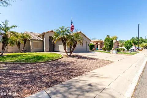 2245 E Sherri Dr, Gilbert, AZ 85296 photo 5