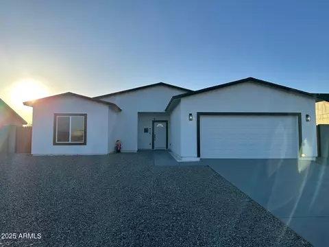 15864 S Cherry Hills Dr, Arizona City, AZ 85123