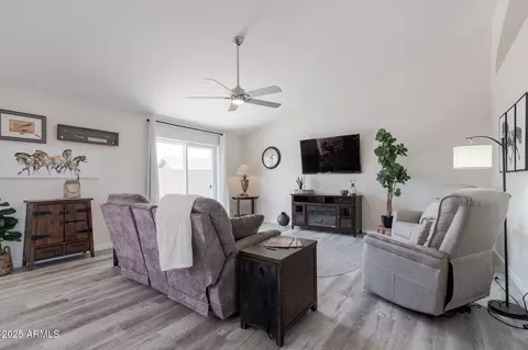 Living - 7935 E Kiowa Cir, Mesa, AZ 85209 photo 3 of 4