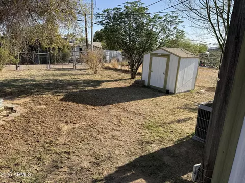 348 W Byrd Ave, Coolidge, AZ 85128 photo 2