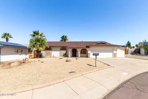 4914 W Villa Maria Dr, Glendale, AZ 85308