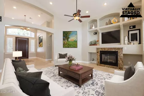 2701 E Caldwell St, Phoenix, AZ 85042