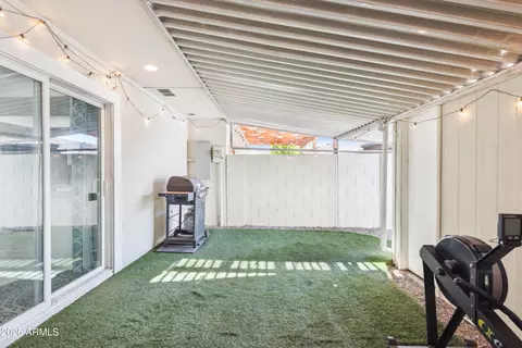 Exterior - 4642 N 19th Ave, Phoenix, AZ 85015 photo 1 of 2