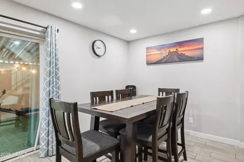 Dining - 4642 N 19th Ave, Phoenix, AZ 85015 photo 1 of 1