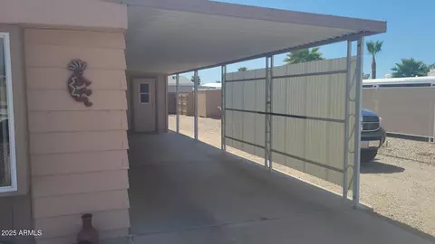 8609 E Dewberry Ave, Mesa, AZ 85208 photo 2