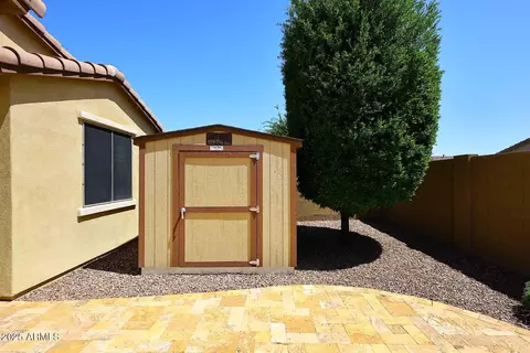 Exterior - 10065 E Tiger Lily Ave, Mesa, AZ 85212 photo 6 of 13